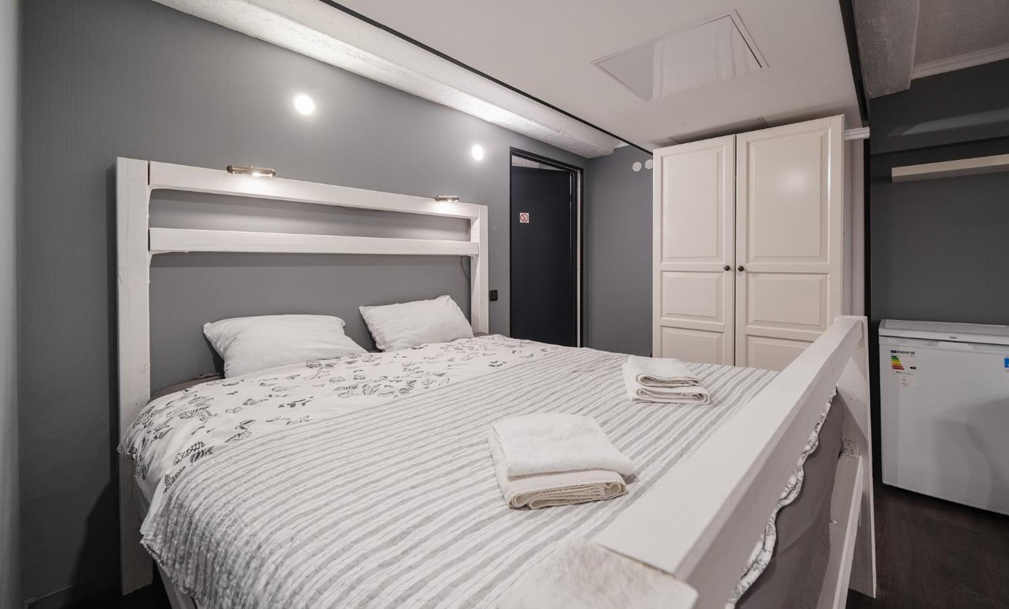 Islandijos Self Check-In Basement Apartments Vilna Exterior foto